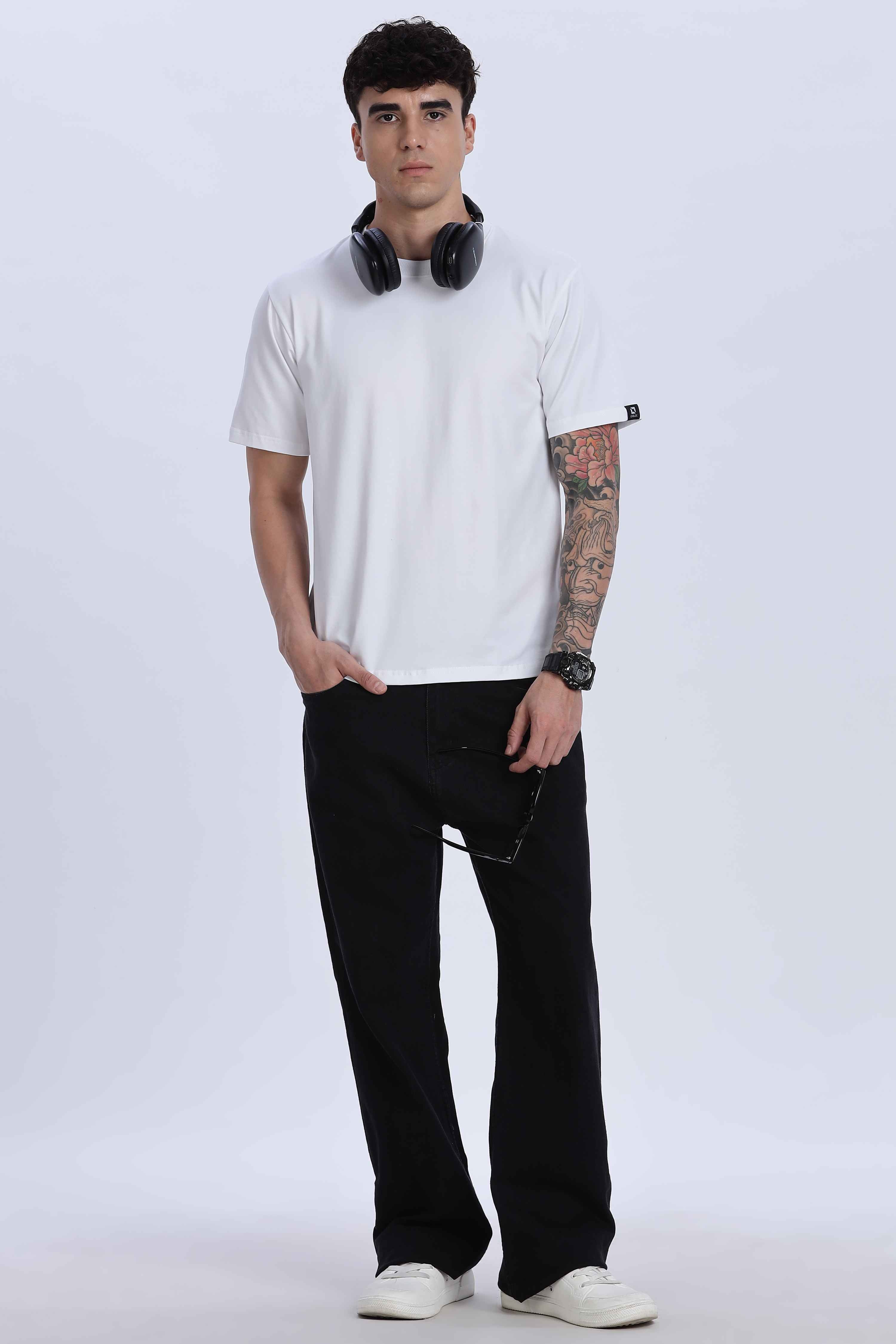 Relaxed Fit White Tshirt