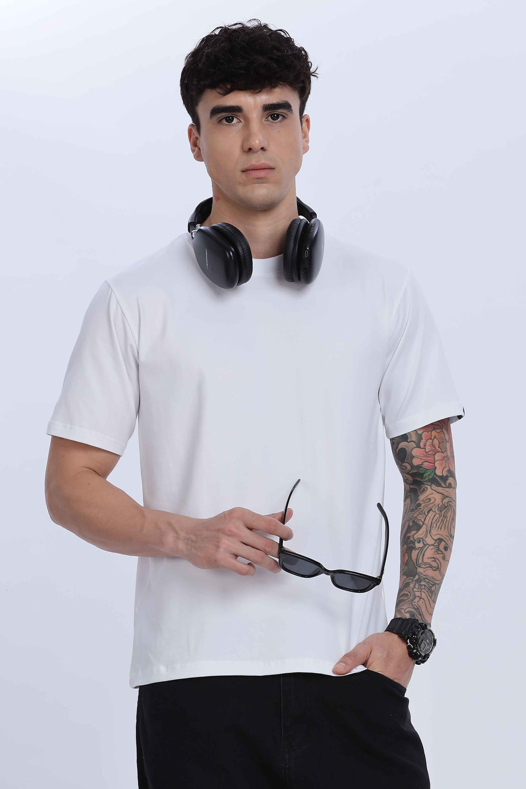 Relaxed Fit White Tshirt