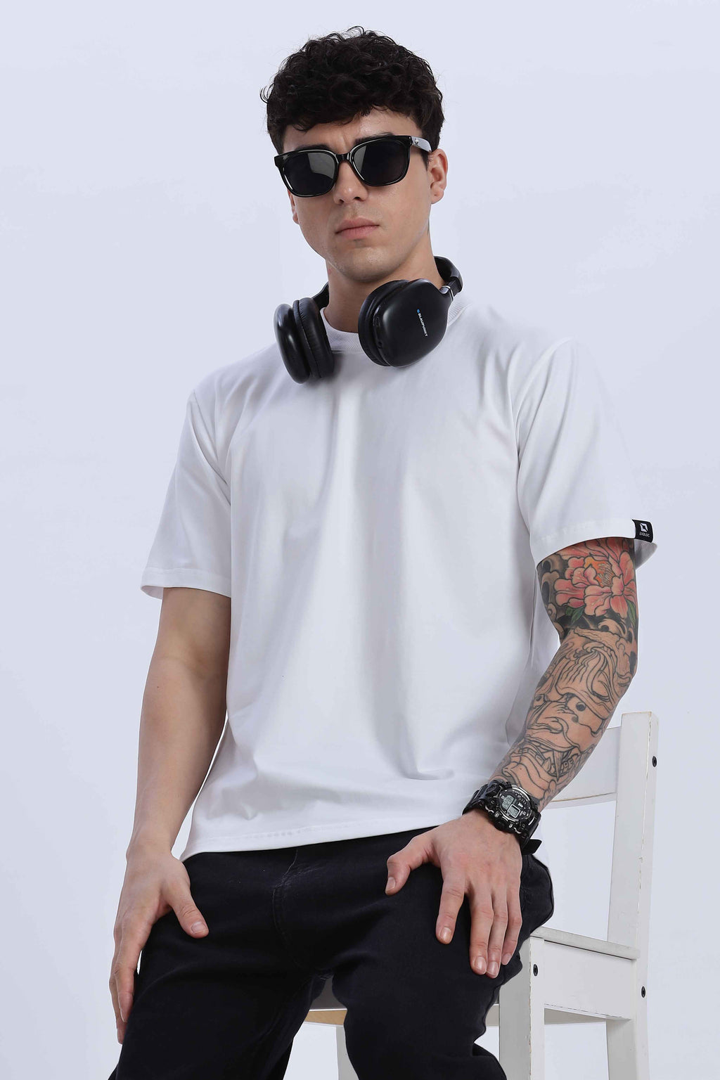 Relaxed Fit White Tshirt