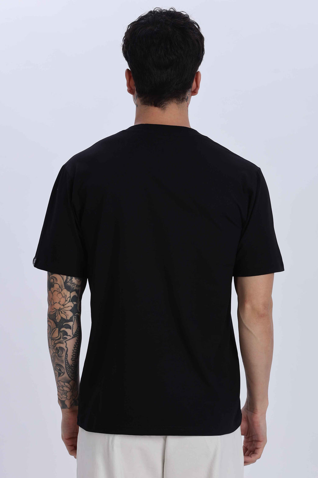 Relaxed Fit Black Tshirt