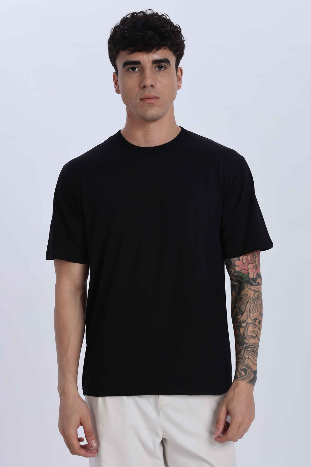 Relaxed Fit Black Tshirt