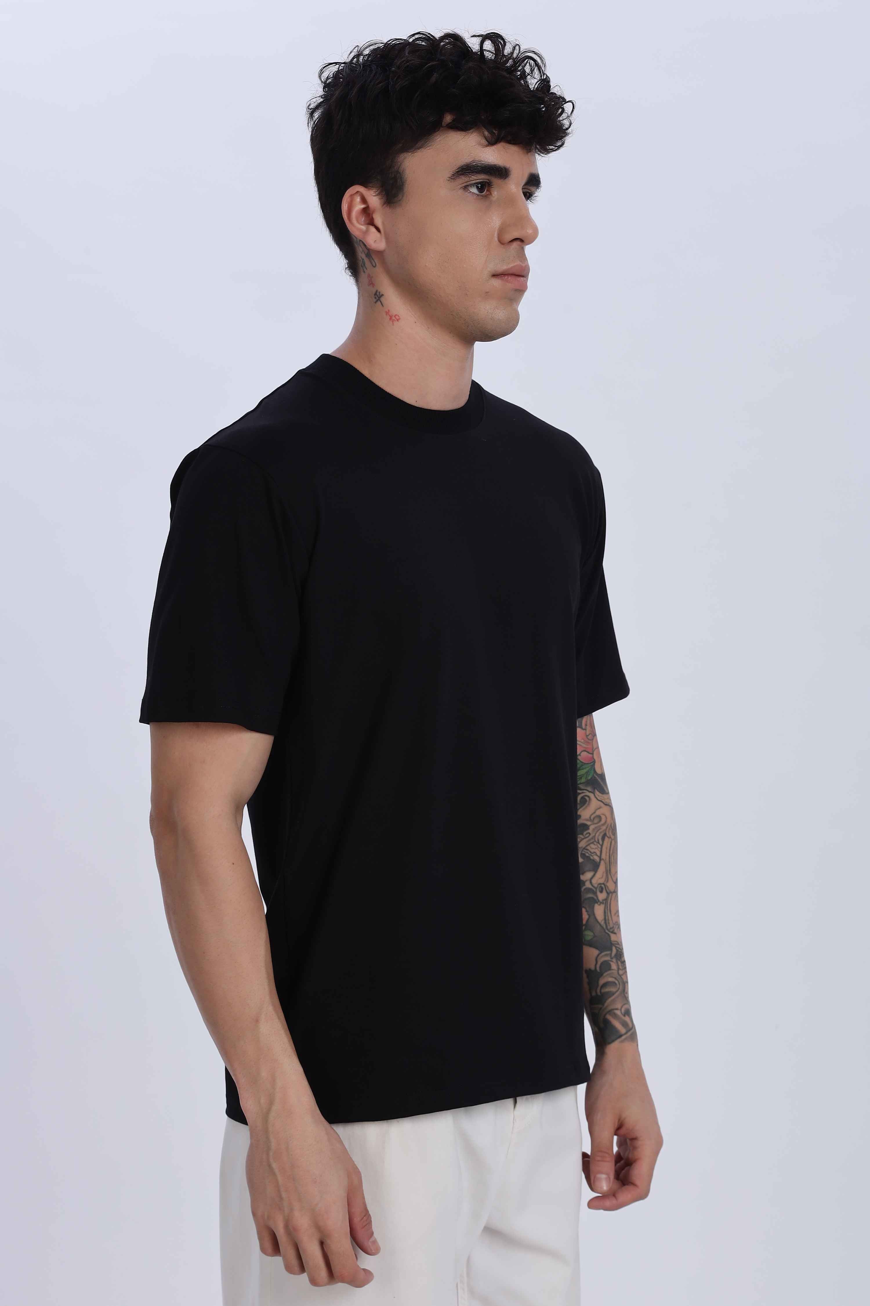 Relaxed Fit Black Tshirt