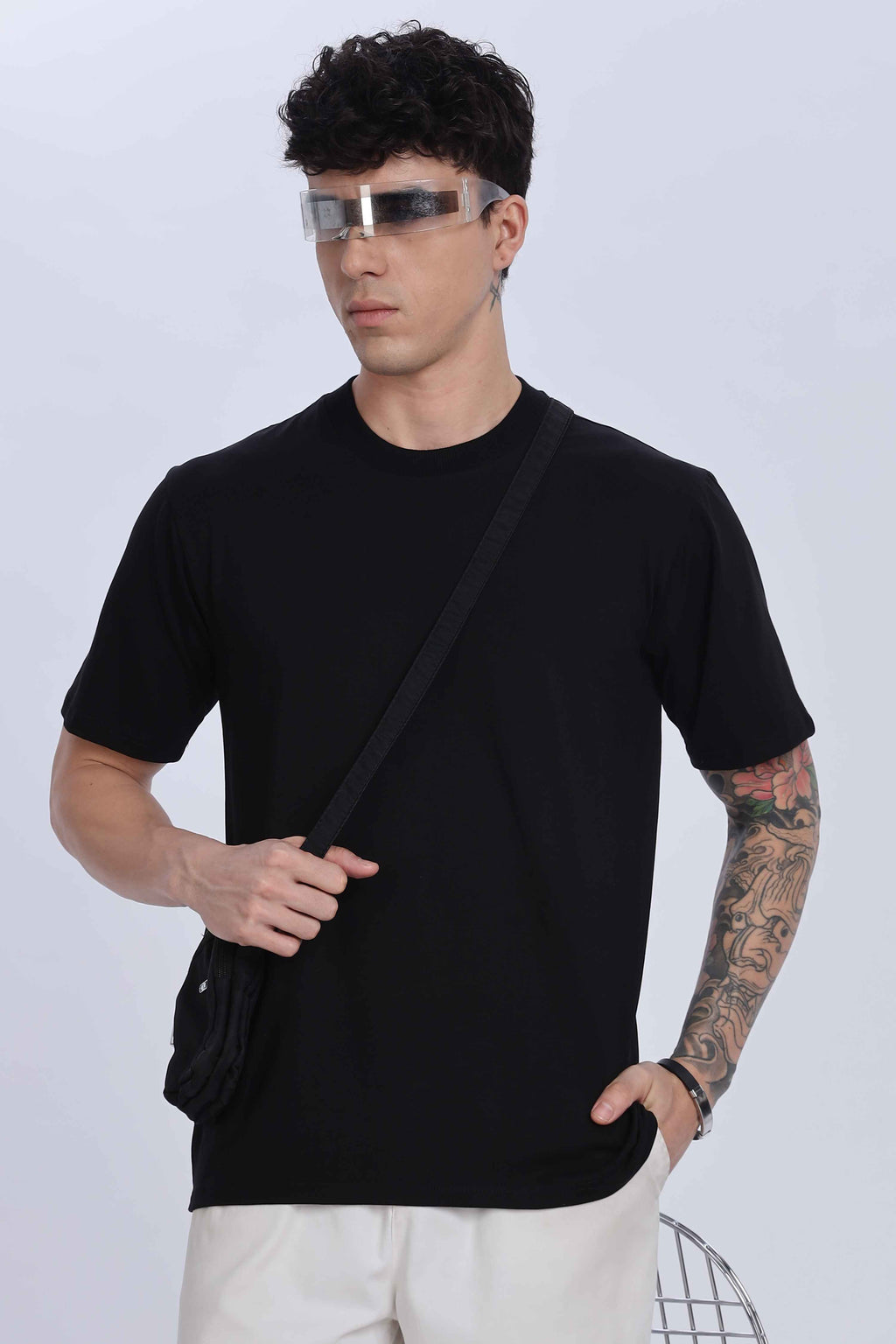 Relaxed Fit Black Tshirt